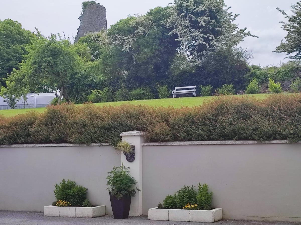 Tower View Lodge Ennis Buitenkant foto